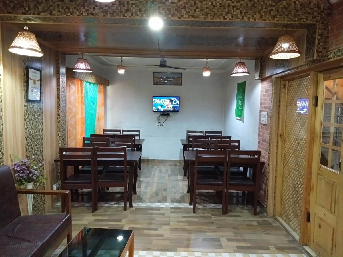 Srīnagar Hotel Kashmir Inn מראה חיצוני תמונה