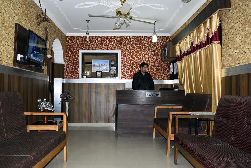 Srīnagar Hotel Kashmir Inn מראה חיצוני תמונה