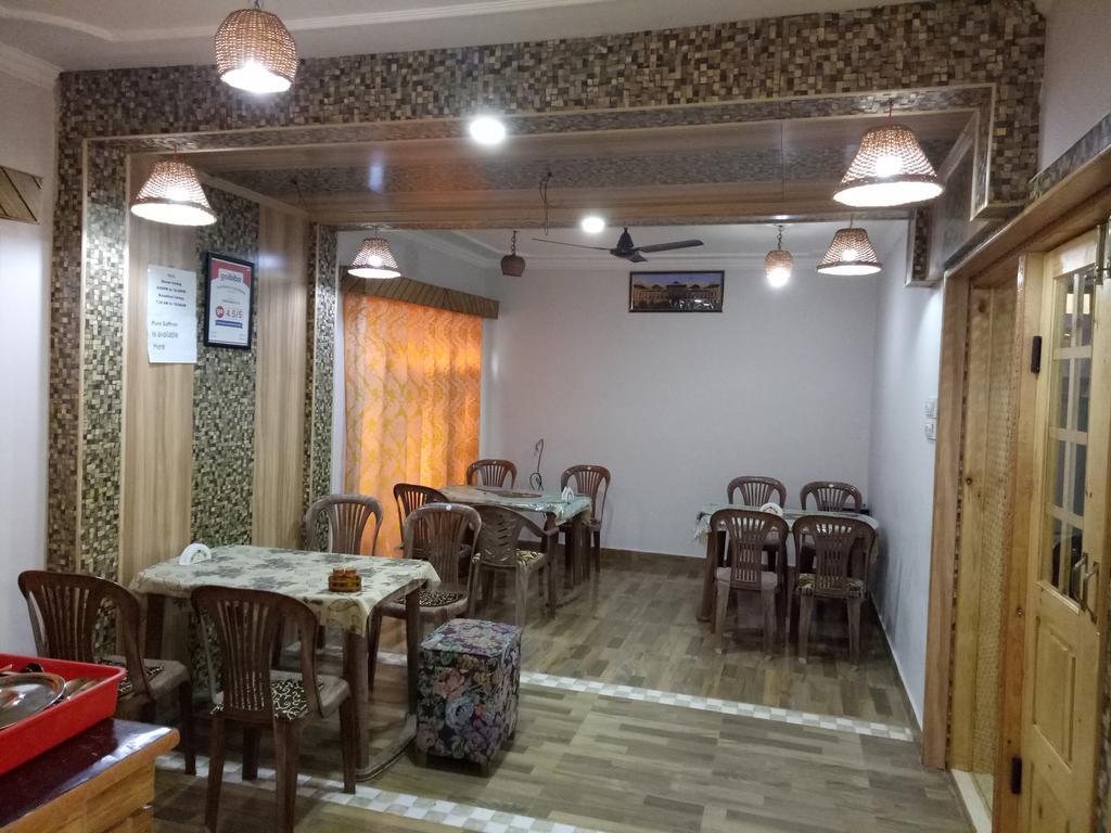 Srīnagar Hotel Kashmir Inn מראה חיצוני תמונה